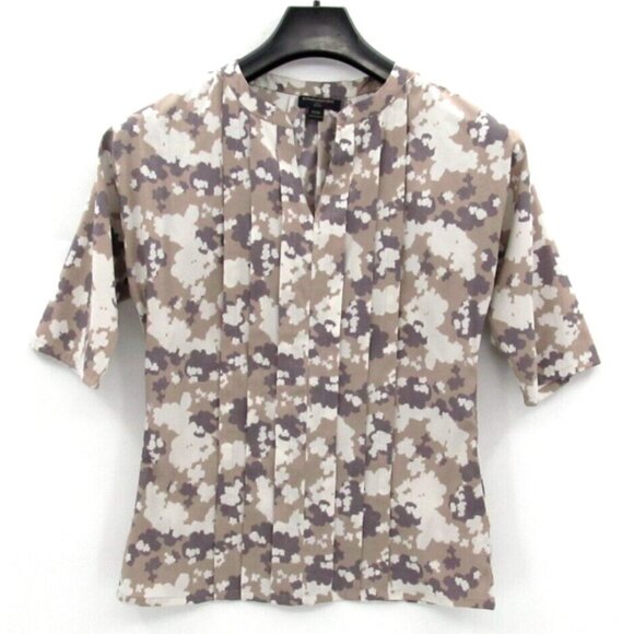 Banana Republic Petite XXS Pintuck Blouse Neutral Floral Beige Tan Career Top - Picture 1 of 12
